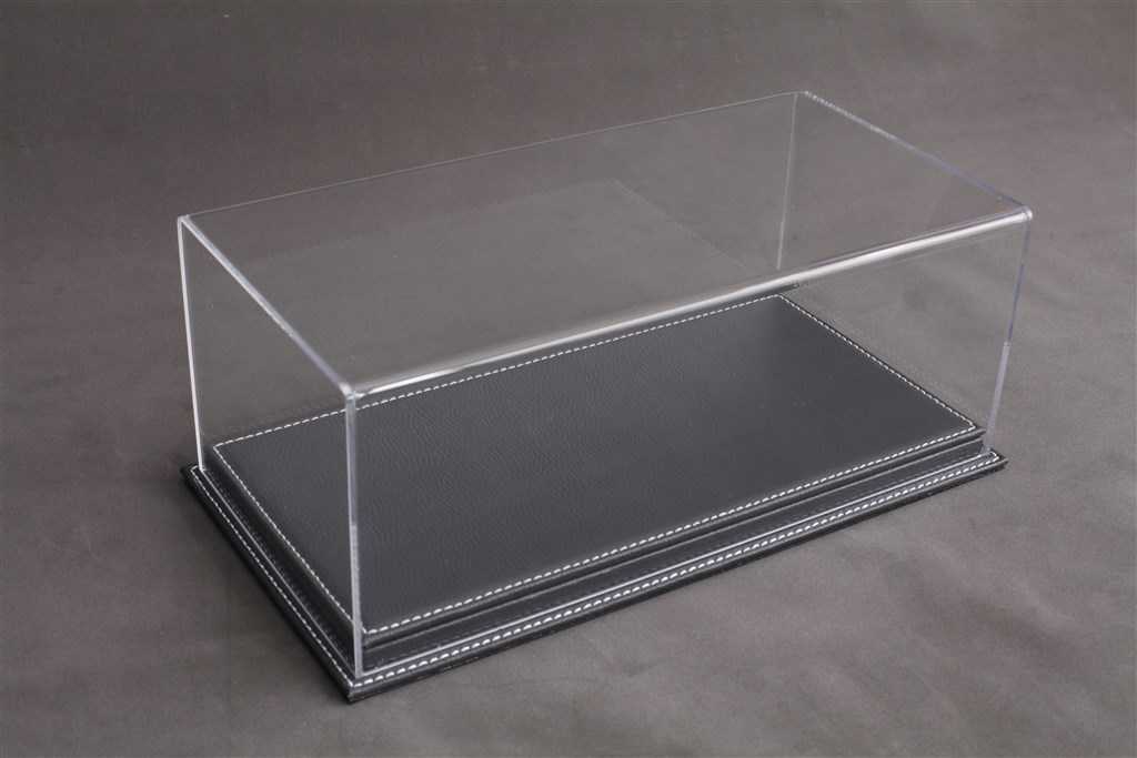 Atlantic Case 10212 Mulhouse 1:8 Scale Display Case with